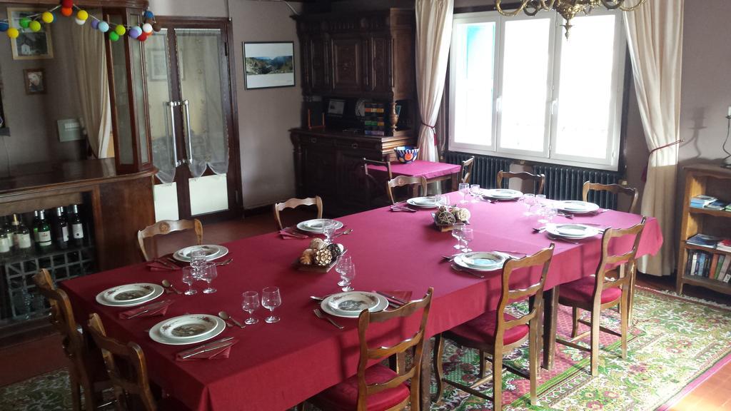 Mouli Del Riu Bed & Breakfast แซงต์-ปิแอร์-เดลส์-ฟอร์กาต์ ภายนอก รูปภาพ